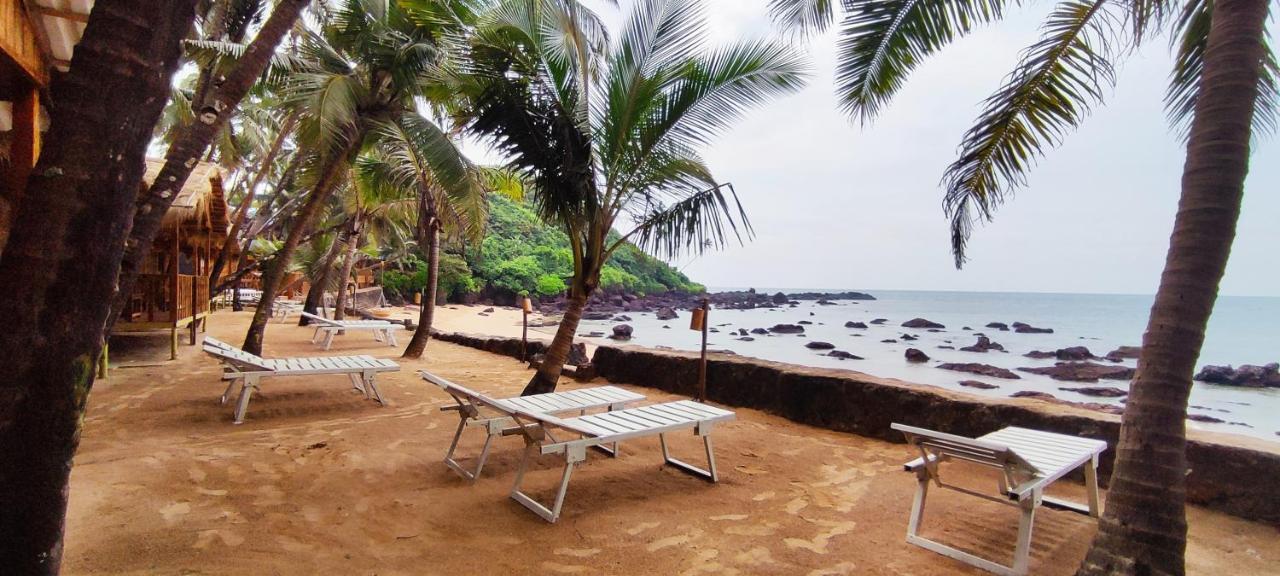Sea Front Cottages Little Khola * Cola